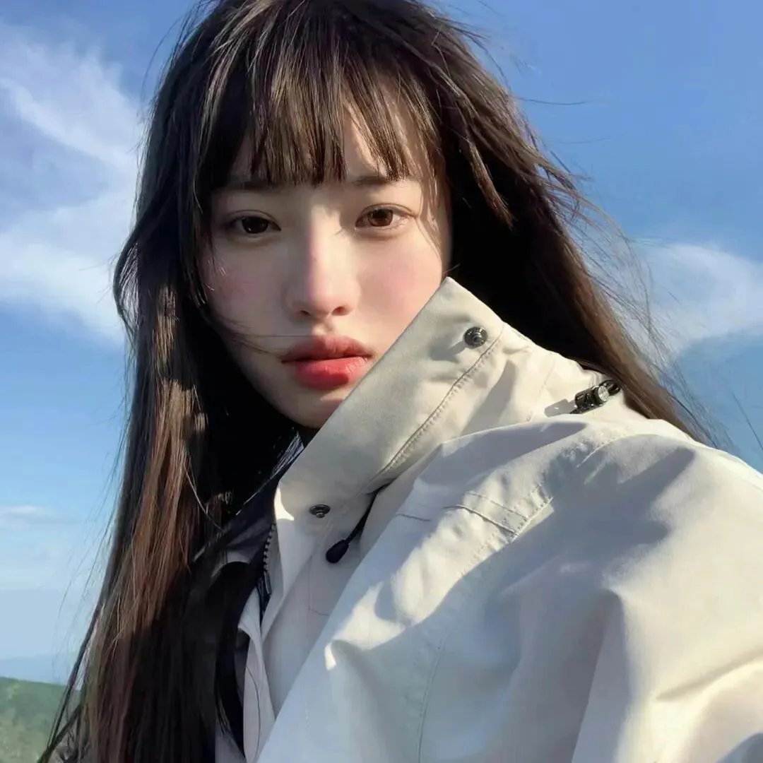 比基尼月亮